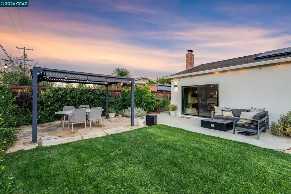 1739 Woodcrest Dr Concord, CA 94521