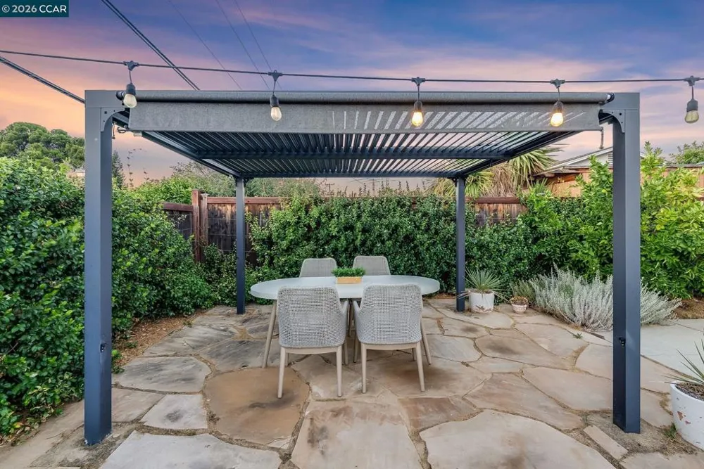 1739 Woodcrest Dr Concord, CA 94521