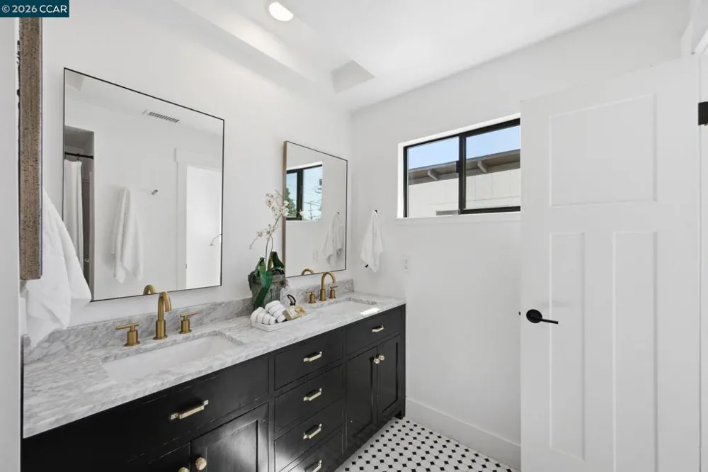 1739 Woodcrest Dr Concord, CA 94521