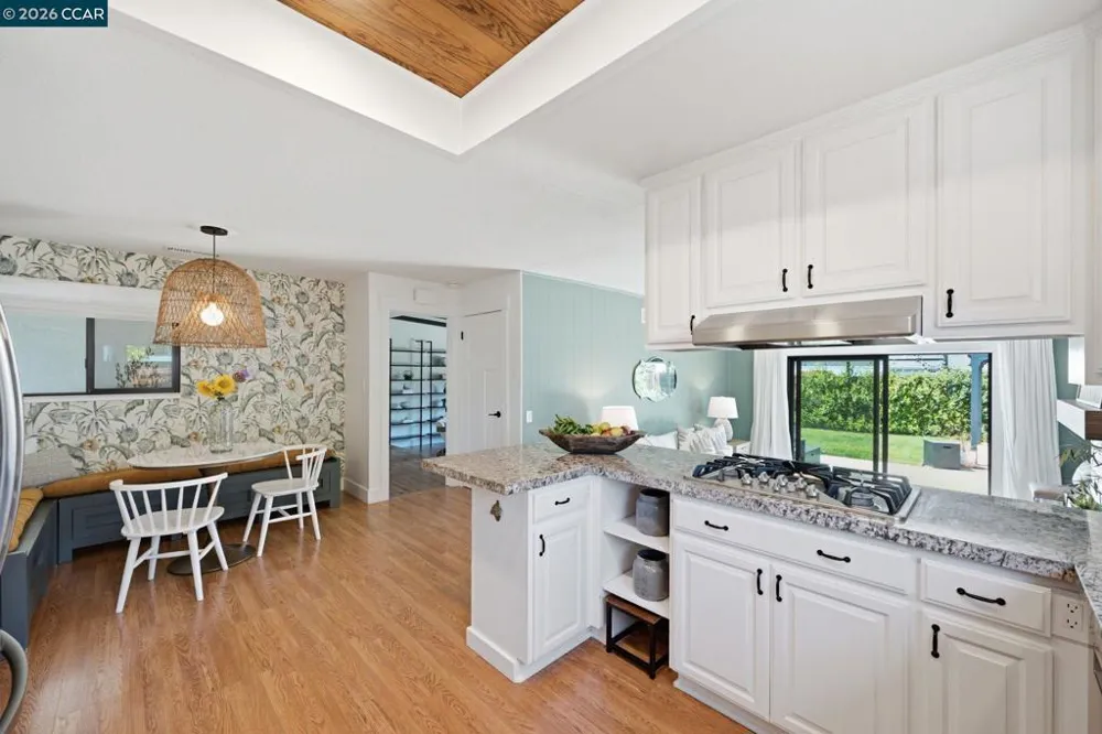 1739 Woodcrest Dr Concord, CA 94521