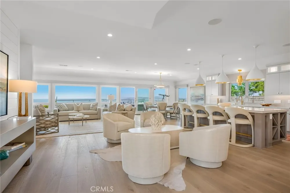 609 Avenida Teresa San Clemente, CA 92672