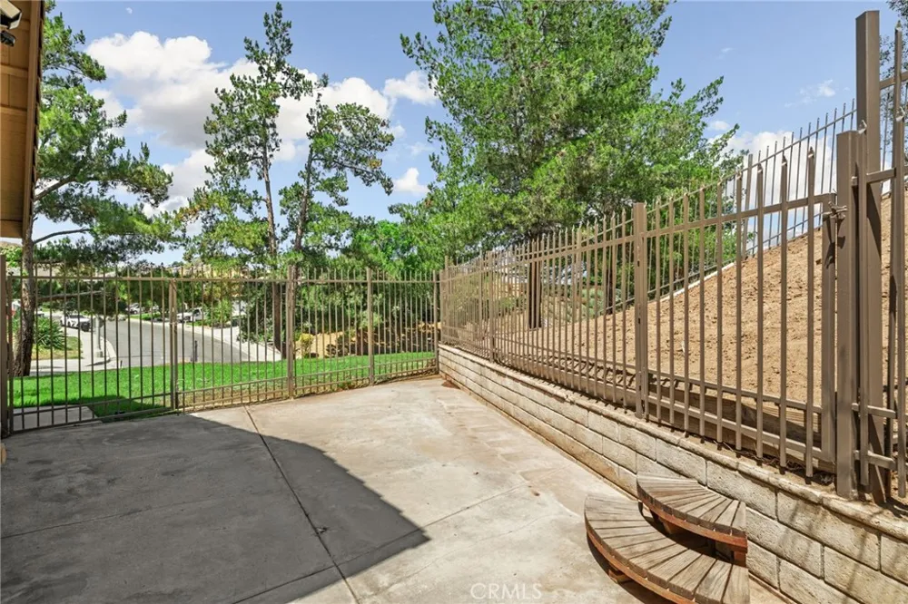 2110 S Glenwood Colton, CA 92324