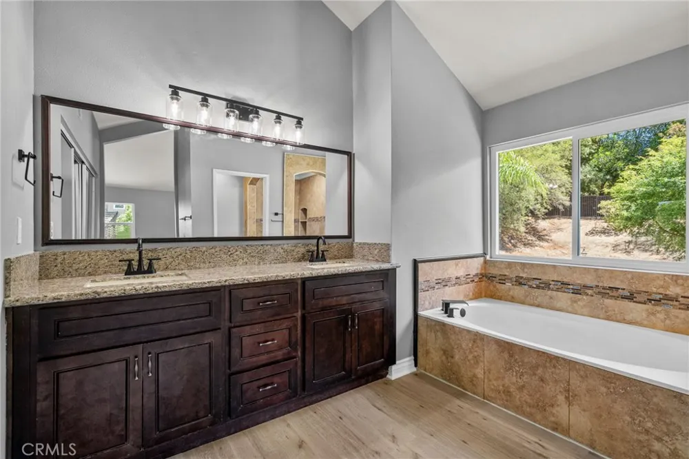 2110 S Glenwood Colton, CA 92324