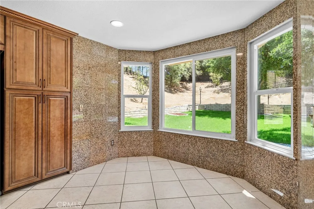 2110 S Glenwood Colton, CA 92324