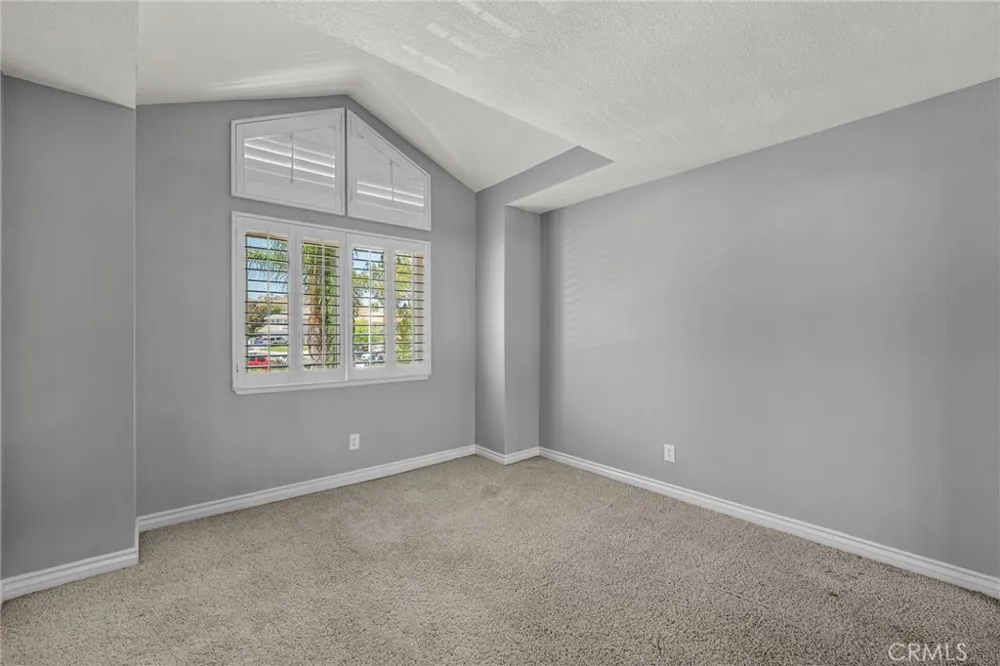 2110 S Glenwood Colton, CA 92324