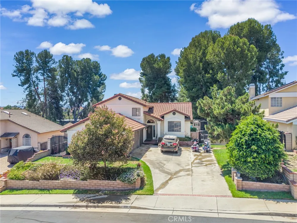 559 Amethyst Walnut, CA 91789