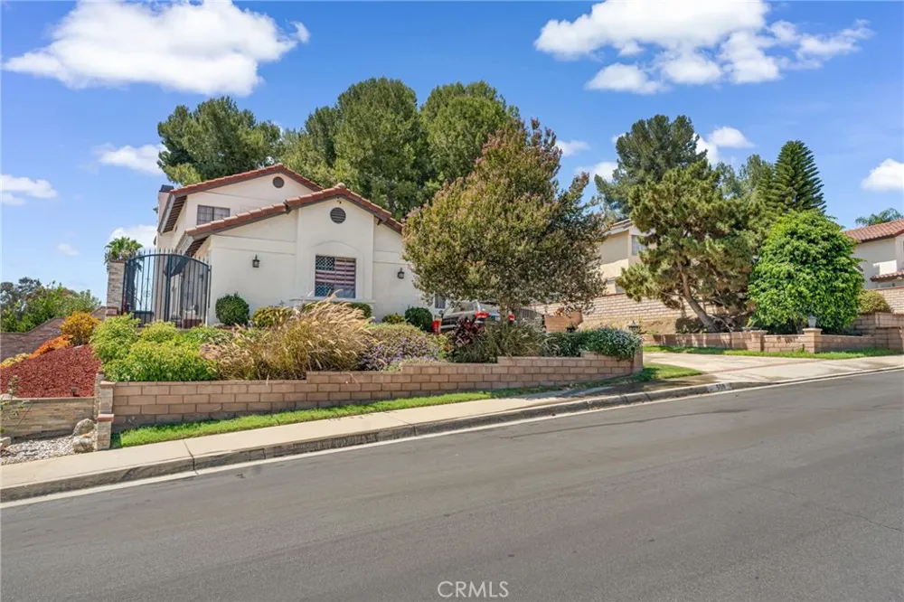 559 Amethyst Walnut, CA 91789