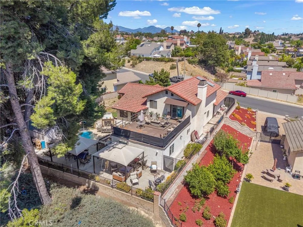 559 Amethyst Walnut, CA 91789