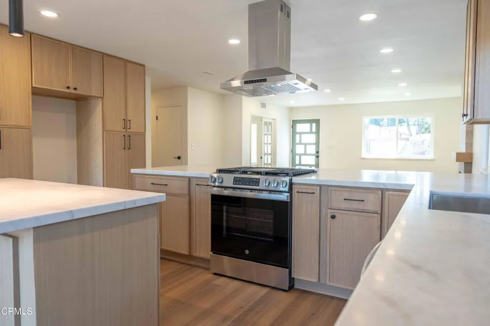 1034 Bradford Avenue Camarillo, CA 93010