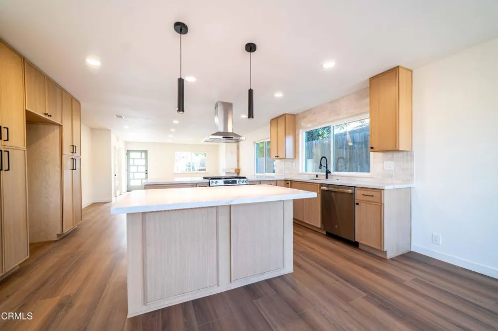 1034 Bradford Avenue Camarillo, CA 93010