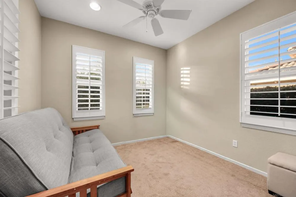 10287 Spruce Woodlands Way Escondido, CA 92026