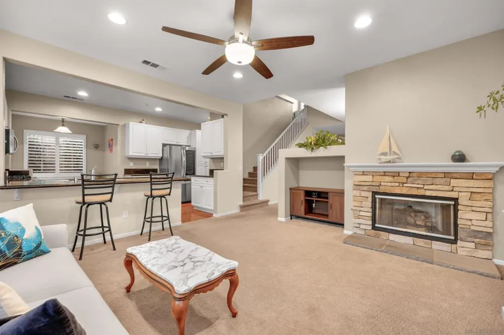10287 Spruce Woodlands Way Escondido, CA 92026