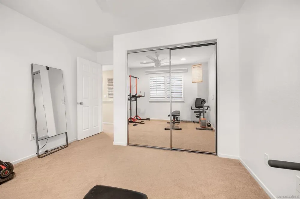 10287 Spruce Woodlands Way Escondido, CA 92026