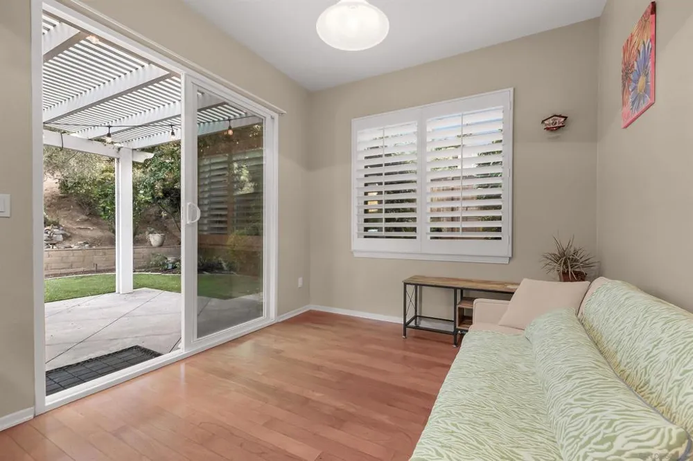 10287 Spruce Woodlands Way Escondido, CA 92026