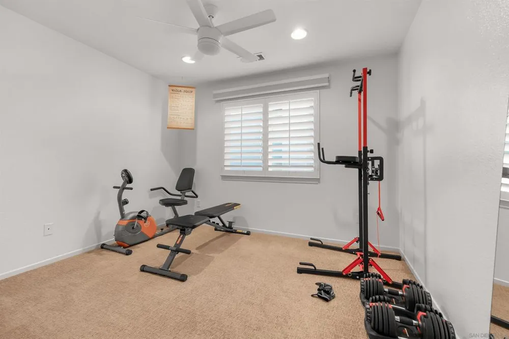 10287 Spruce Woodlands Way Escondido, CA 92026