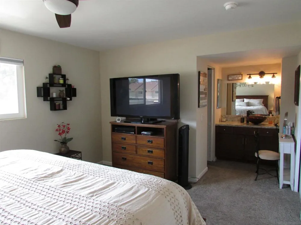 7839 Rancho Fanita Dr #E Santee, CA 92071