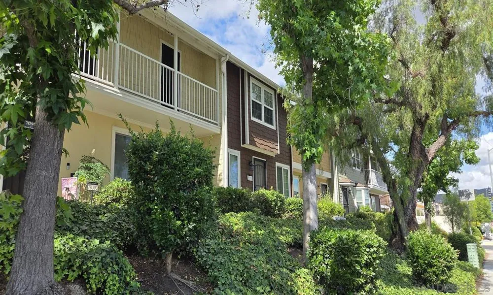 7839 Rancho Fanita Dr #E Santee, CA 92071