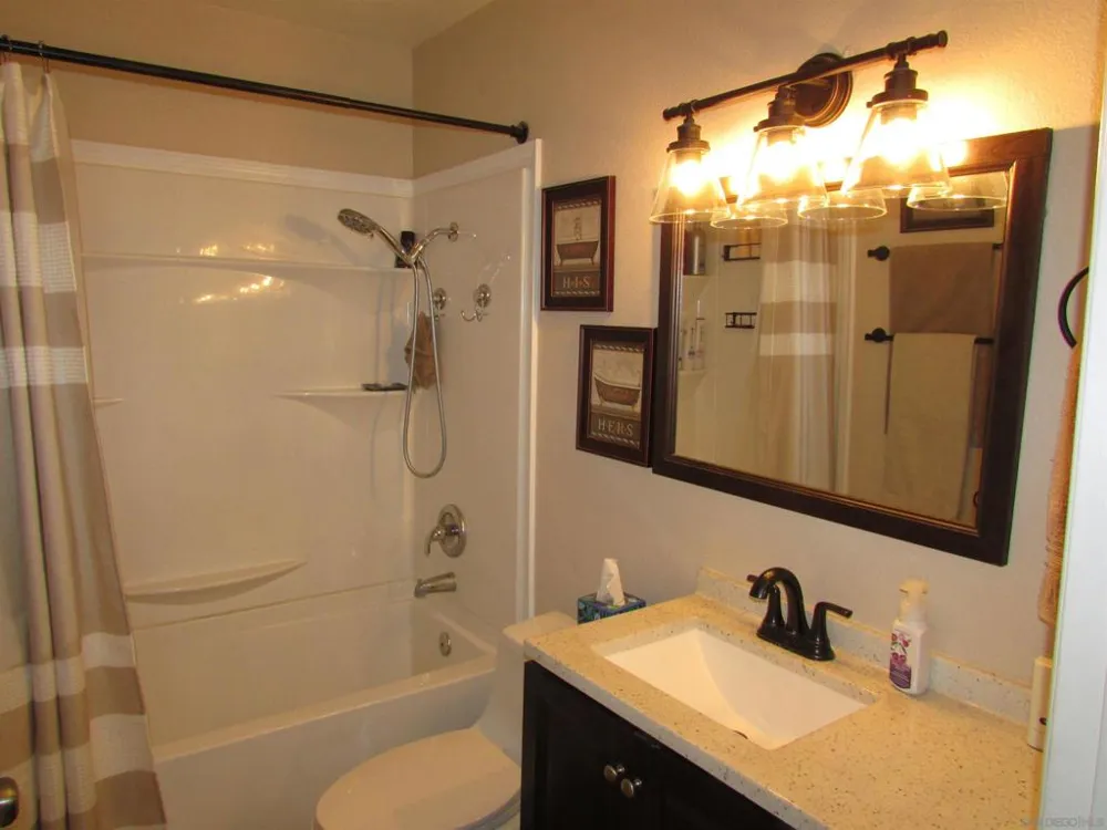 7839 Rancho Fanita Dr #E Santee, CA 92071