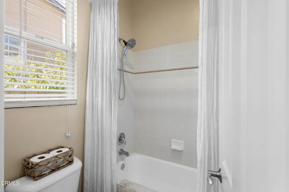 3780 Avondale Lane Oxnard, CA 93036
