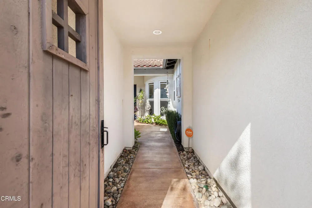 3780 Avondale Lane Oxnard, CA 93036