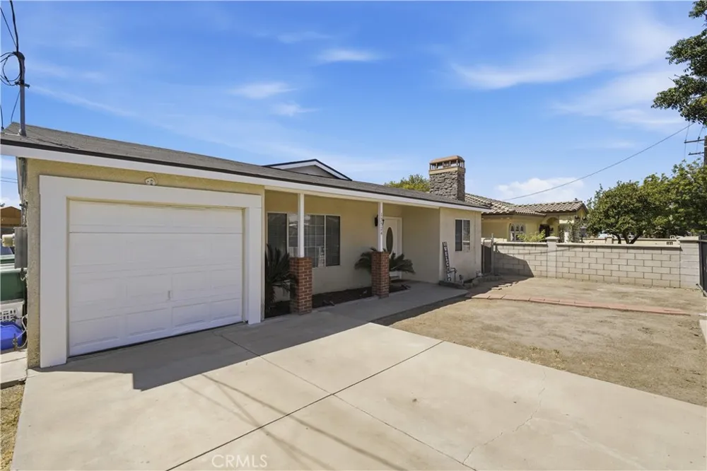 13524 Frazier Baldwin Park, CA 91706