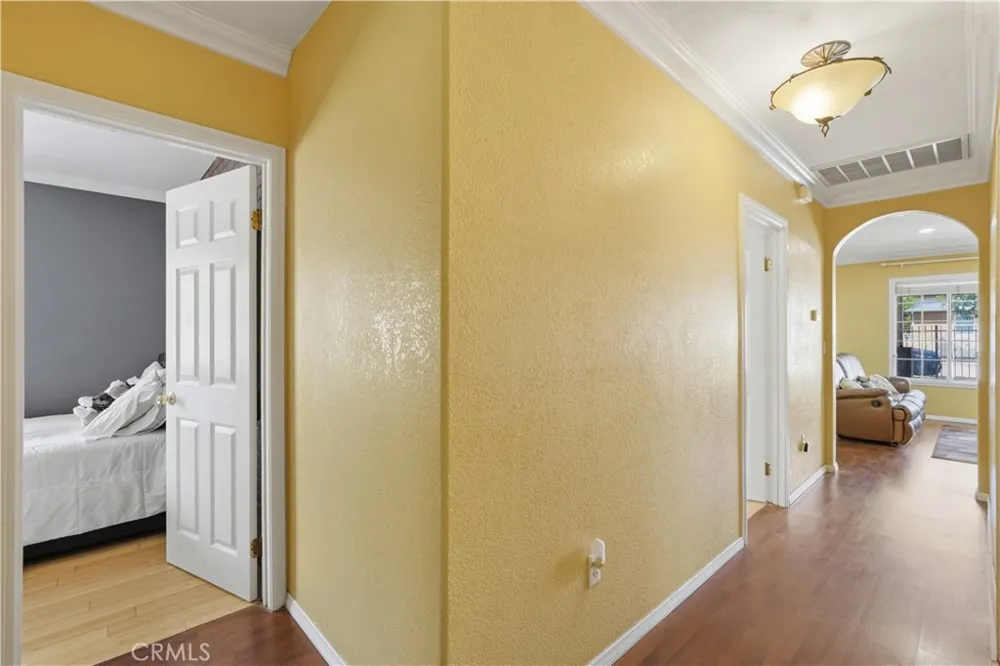 13524 Frazier Baldwin Park, CA 91706