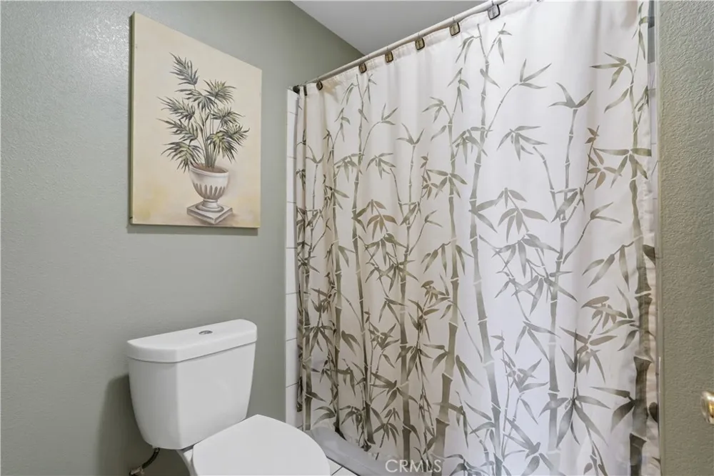 13524 Frazier Baldwin Park, CA 91706