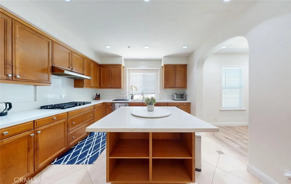 7972 Aldea Circle Huntington Beach, CA 92648