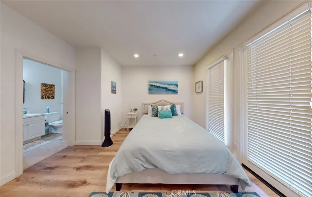 7972 Aldea Circle Huntington Beach, CA 92648