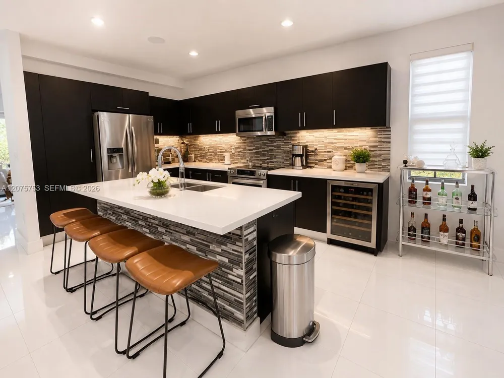 6989 NW 104th Ct Doral, FL 33178