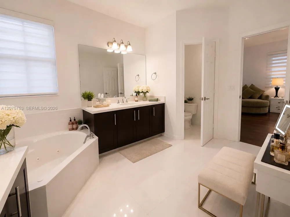 6989 NW 104th Ct Doral, FL 33178