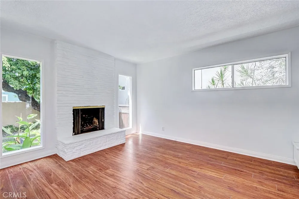 1309 Oak Manhattan Beach, CA 90266
