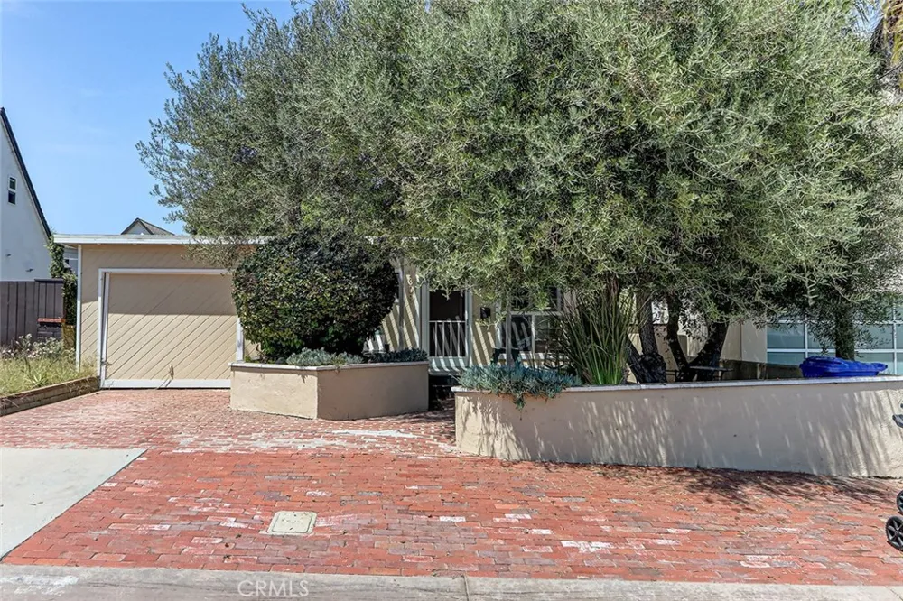 1309 Oak Manhattan Beach, CA 90266