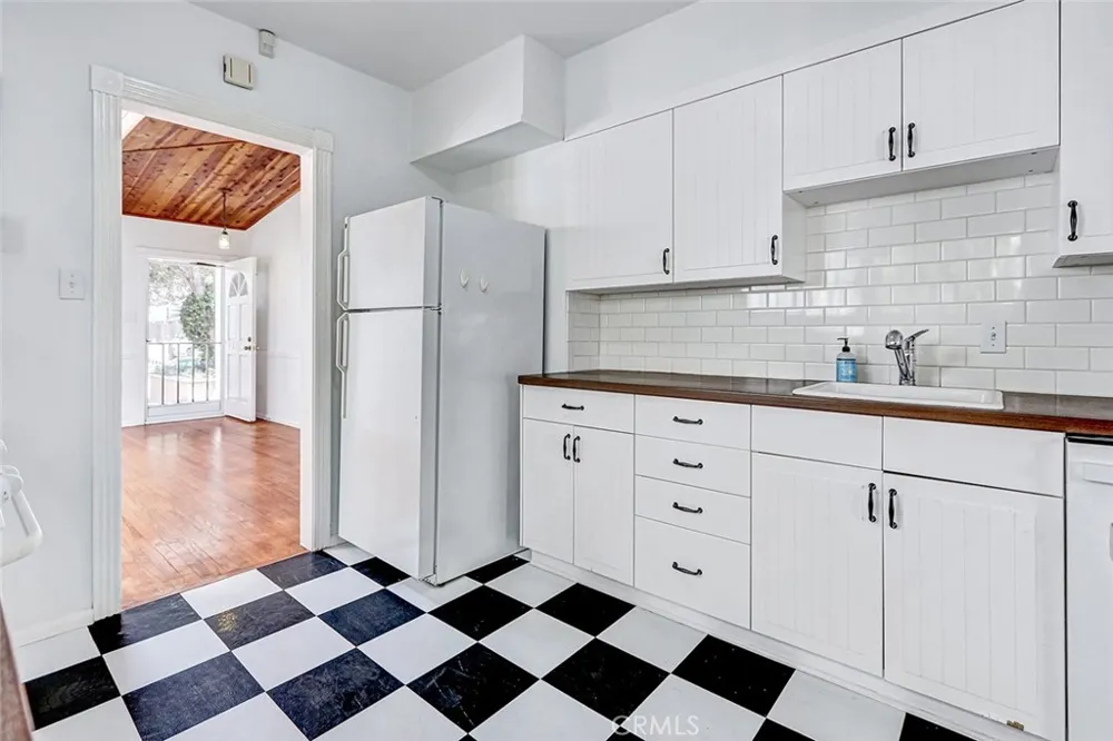 1309 Oak Manhattan Beach, CA 90266