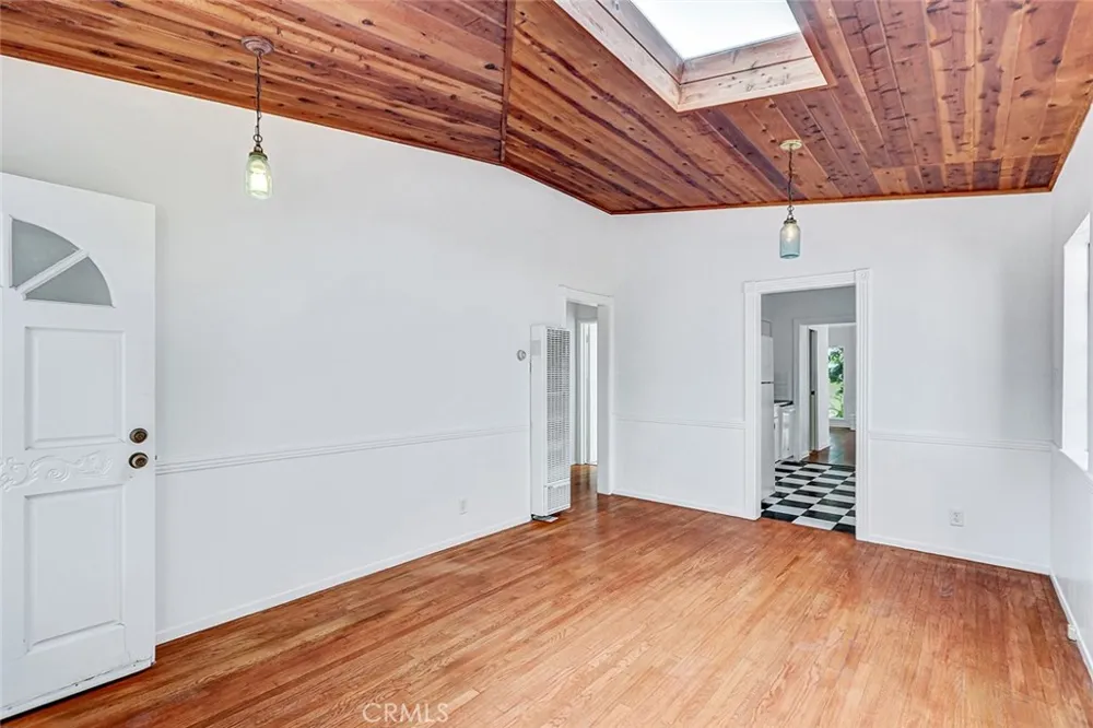 1309 Oak Manhattan Beach, CA 90266