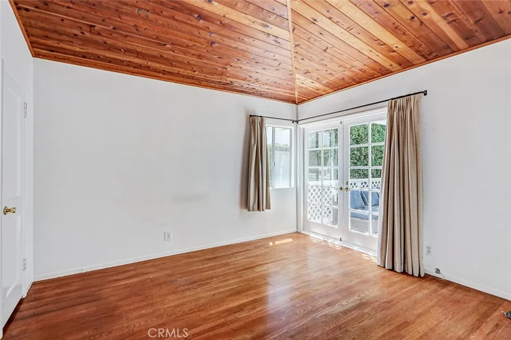 1309 Oak Manhattan Beach, CA 90266