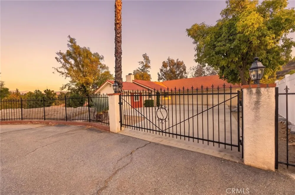 28446 Champions Menifee, CA 92584