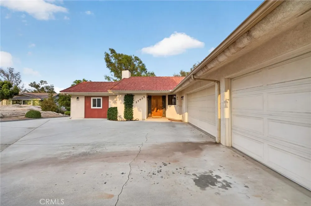 28446 Champions Menifee, CA 92584