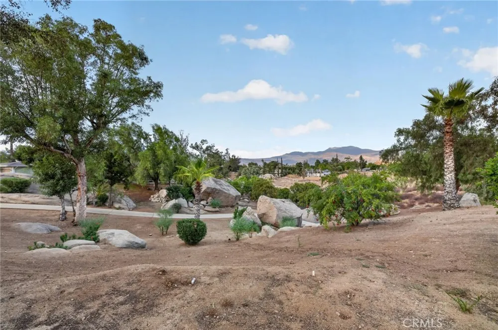 28446 Champions Menifee, CA 92584