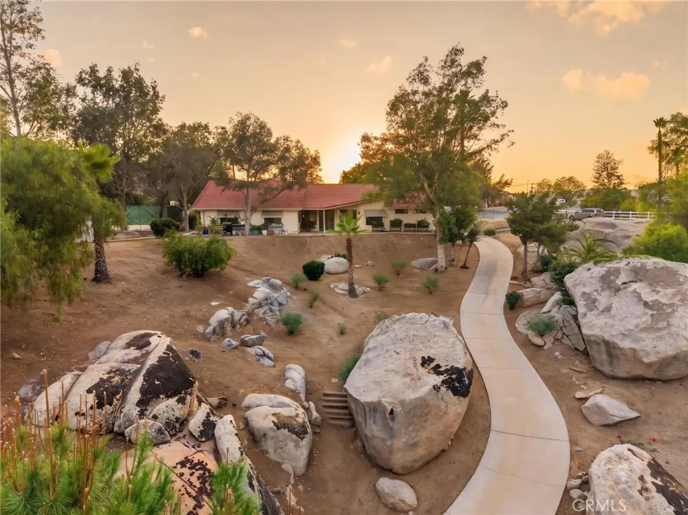 28446 Champions Menifee, CA 92584