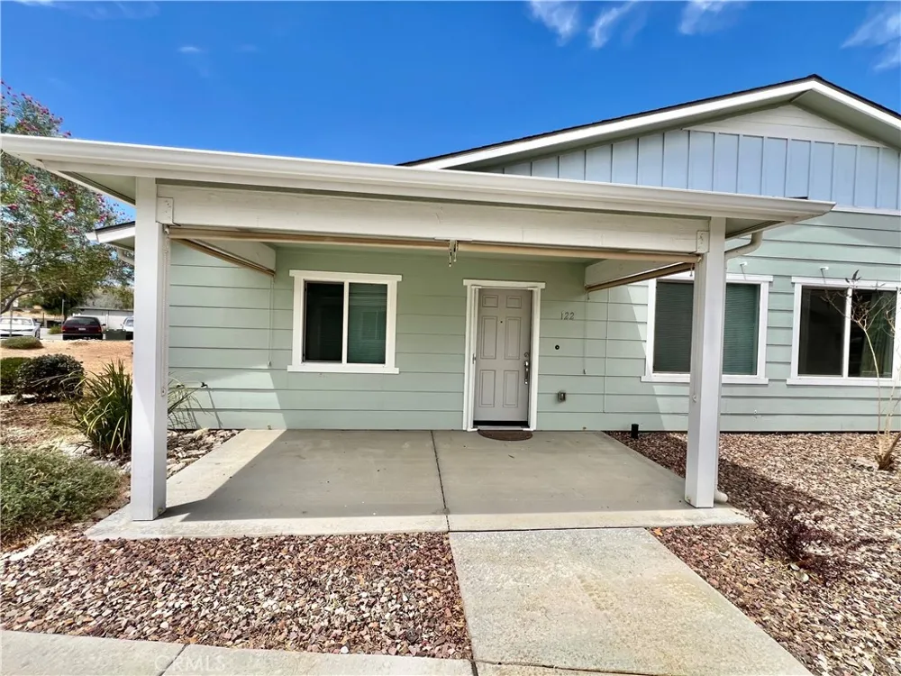 122 Veteran Place Palmdale, CA 93550