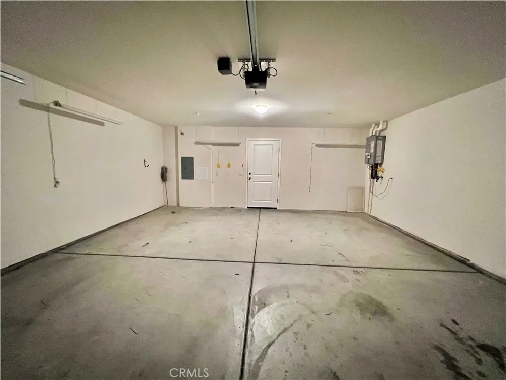 122 Veteran Place Palmdale, CA 93550