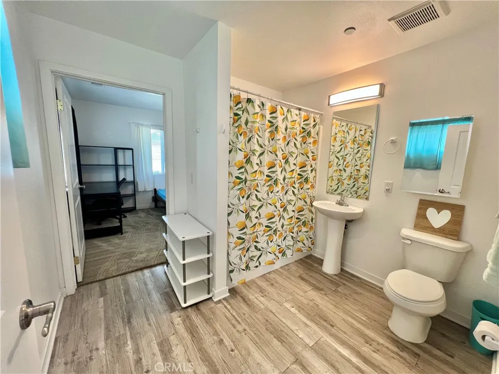 122 Veteran Place Palmdale, CA 93550