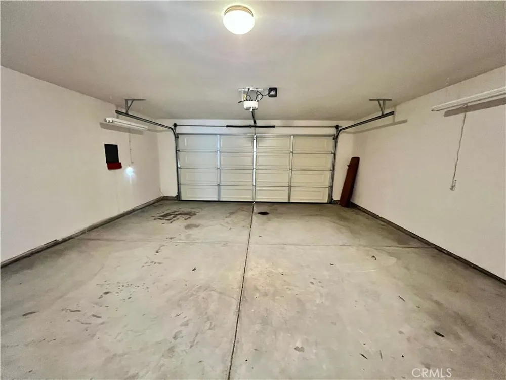 122 Veteran Place Palmdale, CA 93550