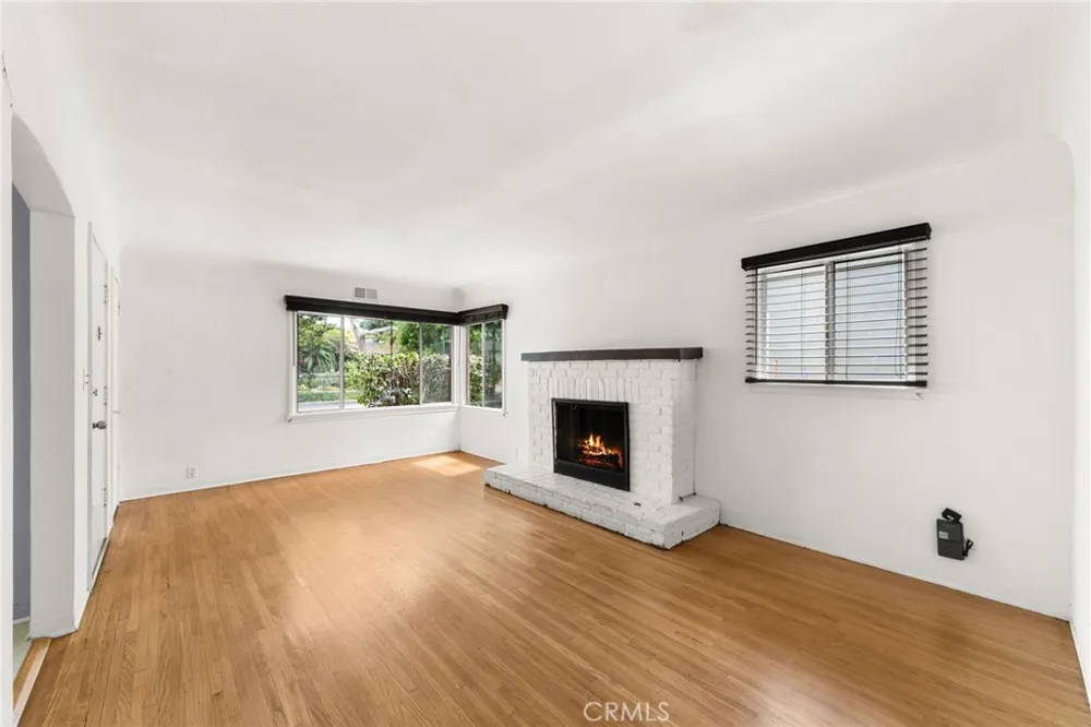 4159 Vinton Avenue Culver City, CA 90232