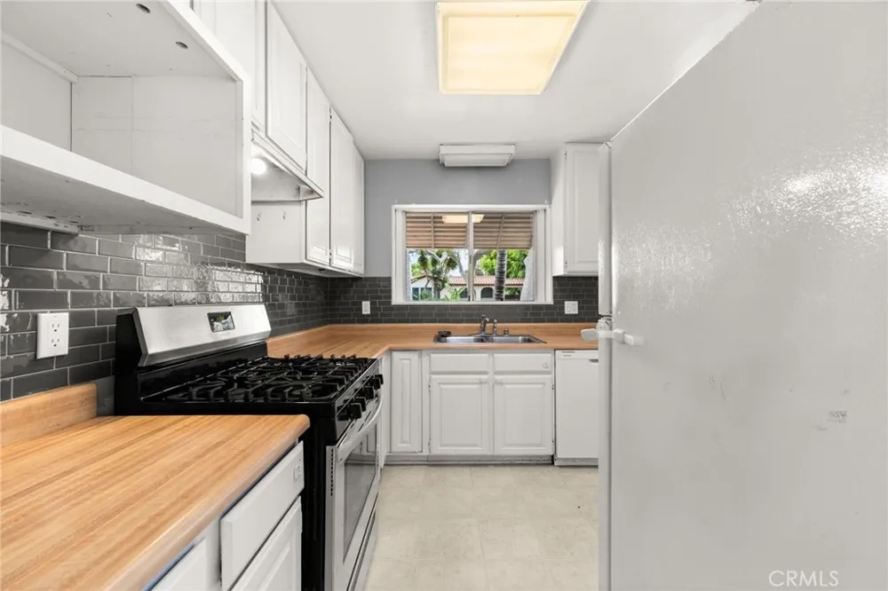 4159 Vinton Avenue Culver City, CA 90232