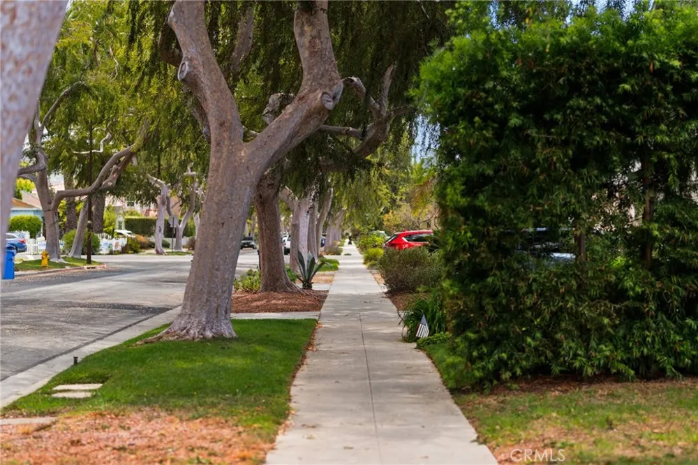 4159 Vinton Avenue Culver City, CA 90232