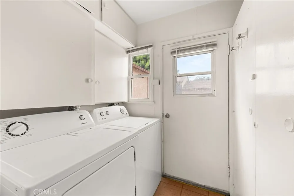 4159 Vinton Avenue Culver City, CA 90232