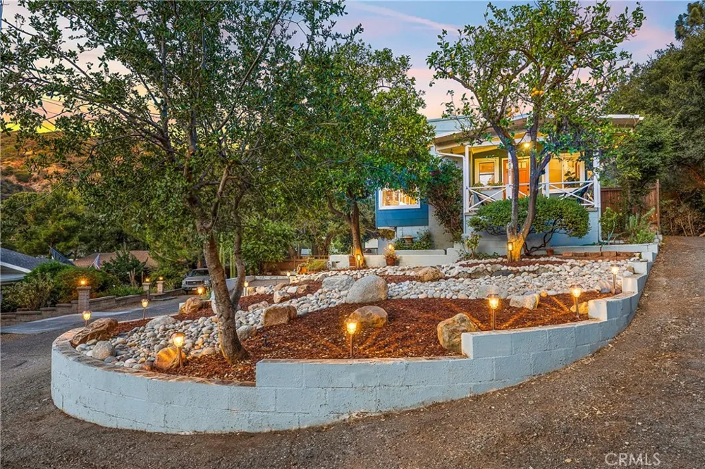 28202 Bytha Way Silverado, CA 92676