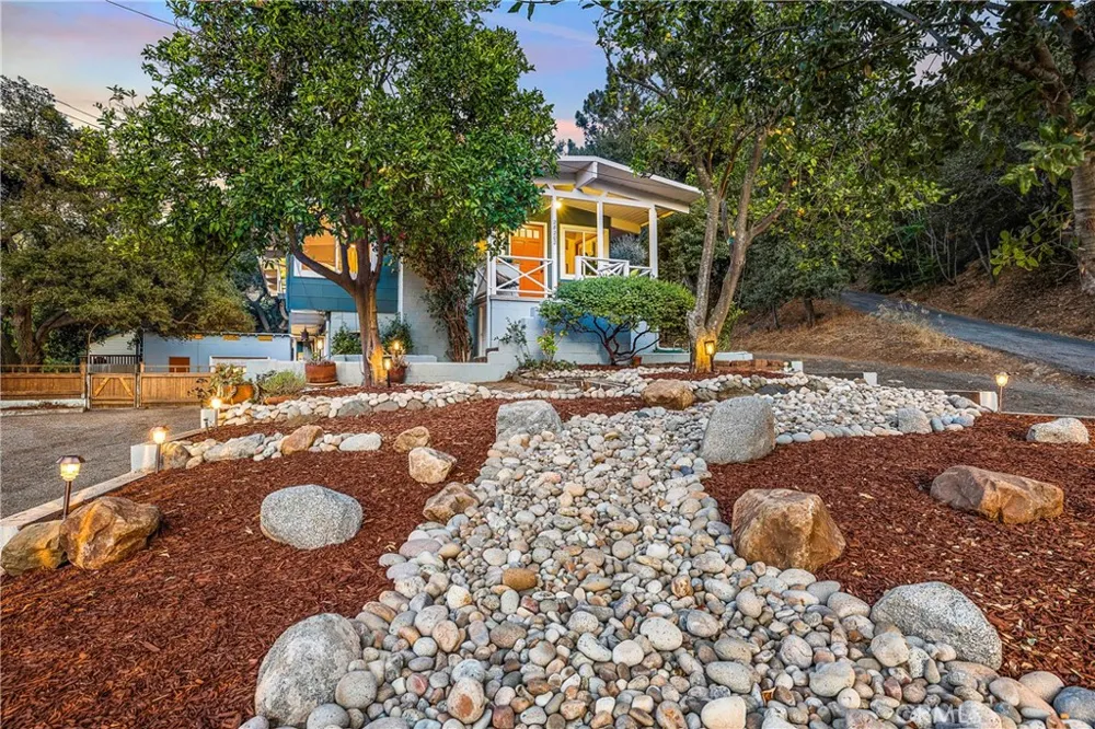28202 Bytha Way Silverado, CA 92676